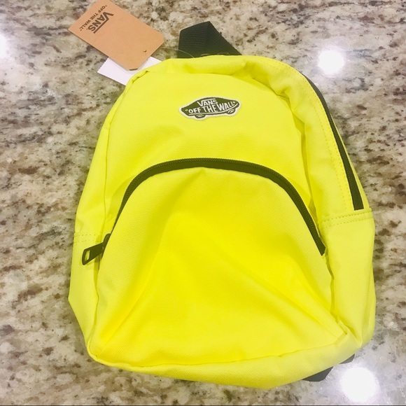Vans Handbags - New 💗 Vans Got This Mini Backpack